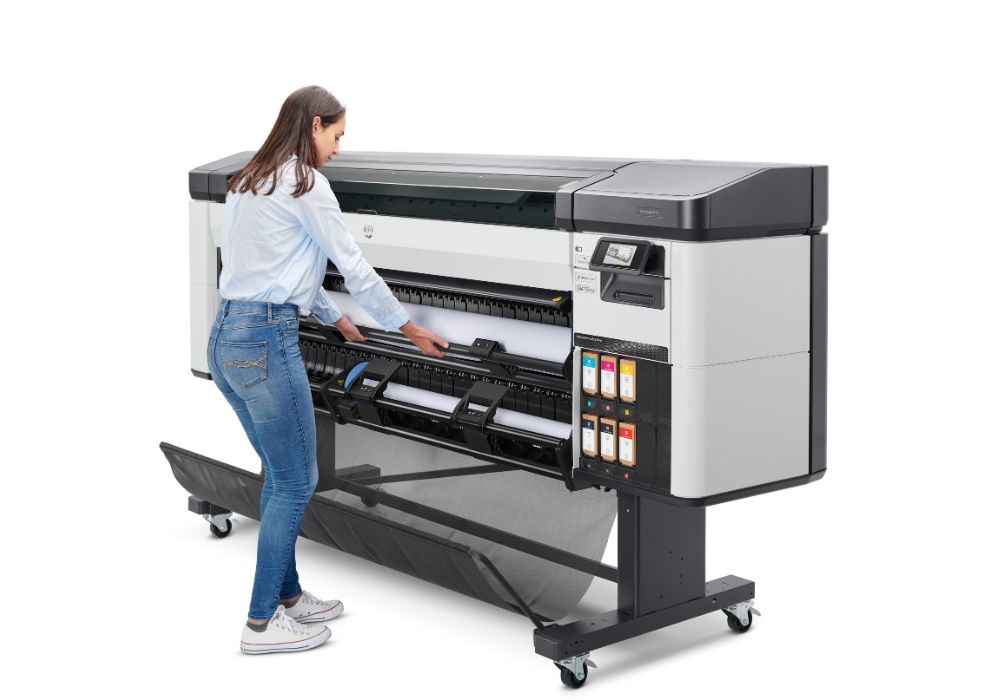 HP DesignJet Z6 Pro - Load roll 02_M2014465.jpg.jpg